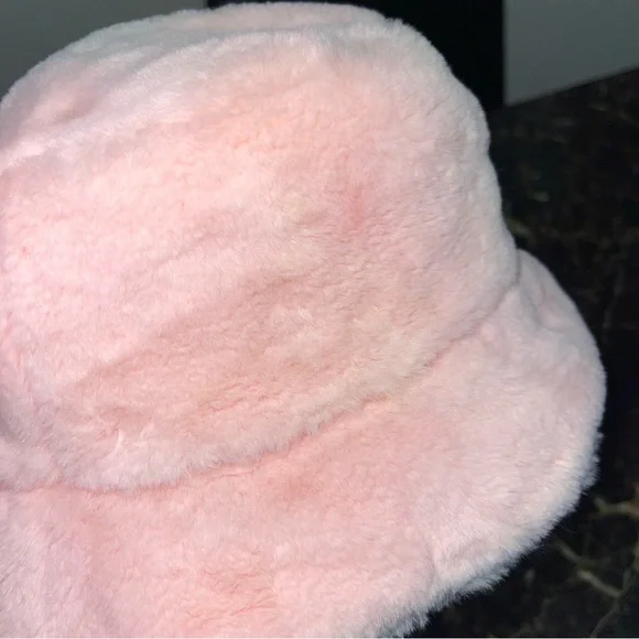 NWT Pink Prada Shearling Fur Hat Adult - Picture 10 of 11
